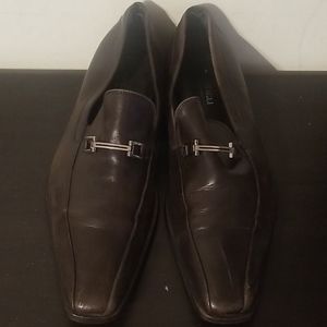Men's dress shoes